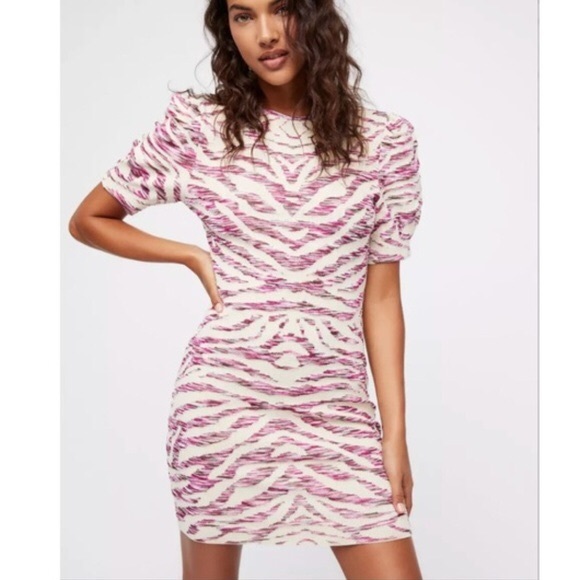 Free People Dresses & Skirts - Free People Take Me Out Printed Bodycon Dress